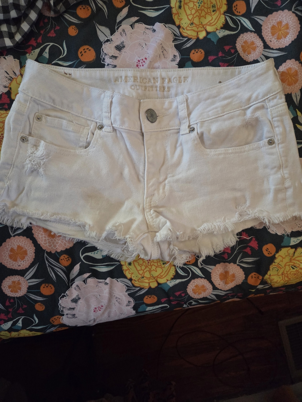 American Eagle Outfitters White Denim Frayed Cutoff Shorts